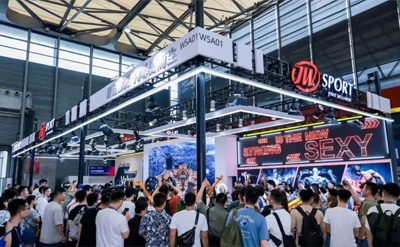 The exhibition tour wraps up perfectly — JW’s brilliance lives on!